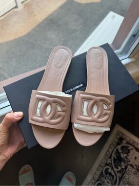 Dolce & Gabbana Nude Pink Leather Logo Slide Mules
